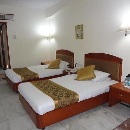Daspalla Executive Court Visakhapatnam Exterior foto